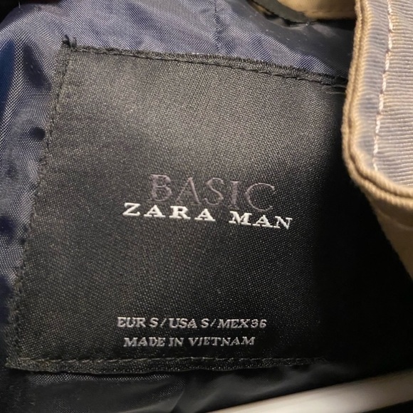 Zara Jacket - Picture 2 of 3